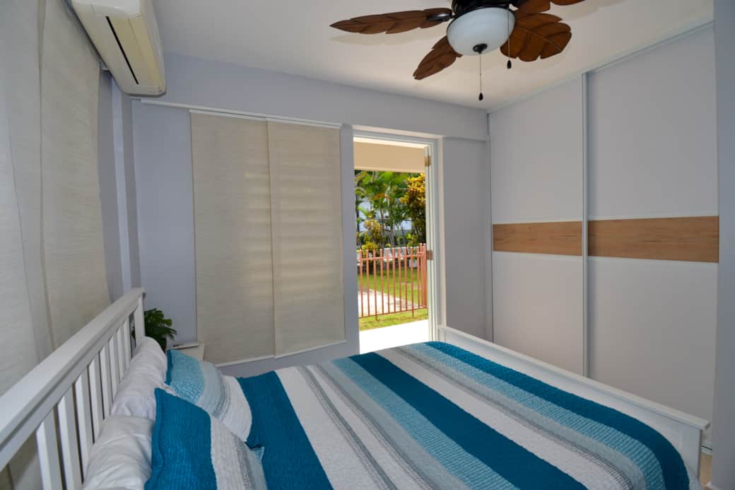 Bedroom with access to balcony