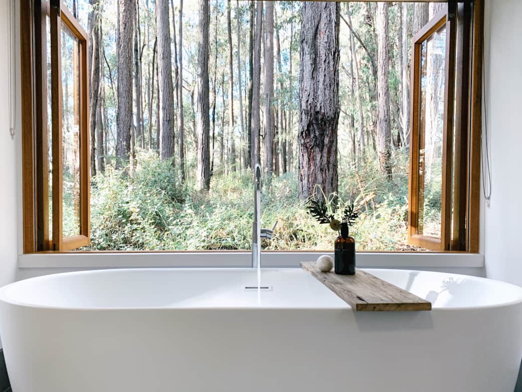 Bathtub with forest views Bathtub with forest views