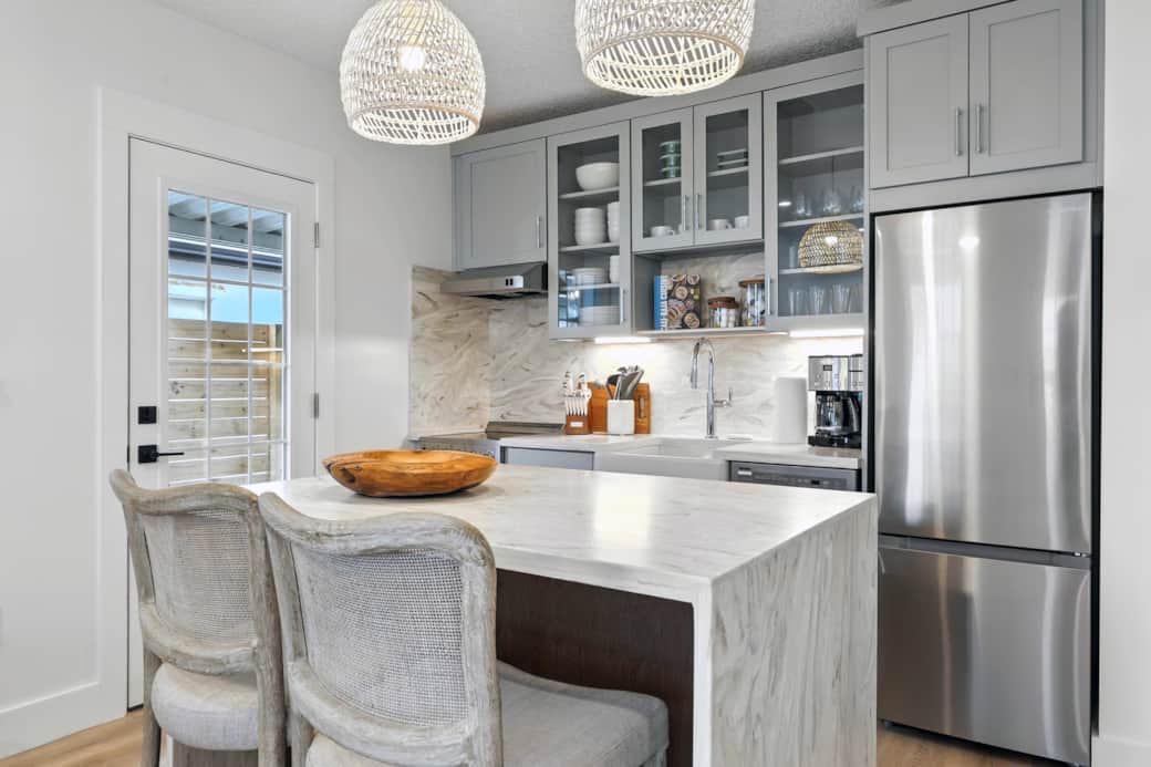 Kitchen island