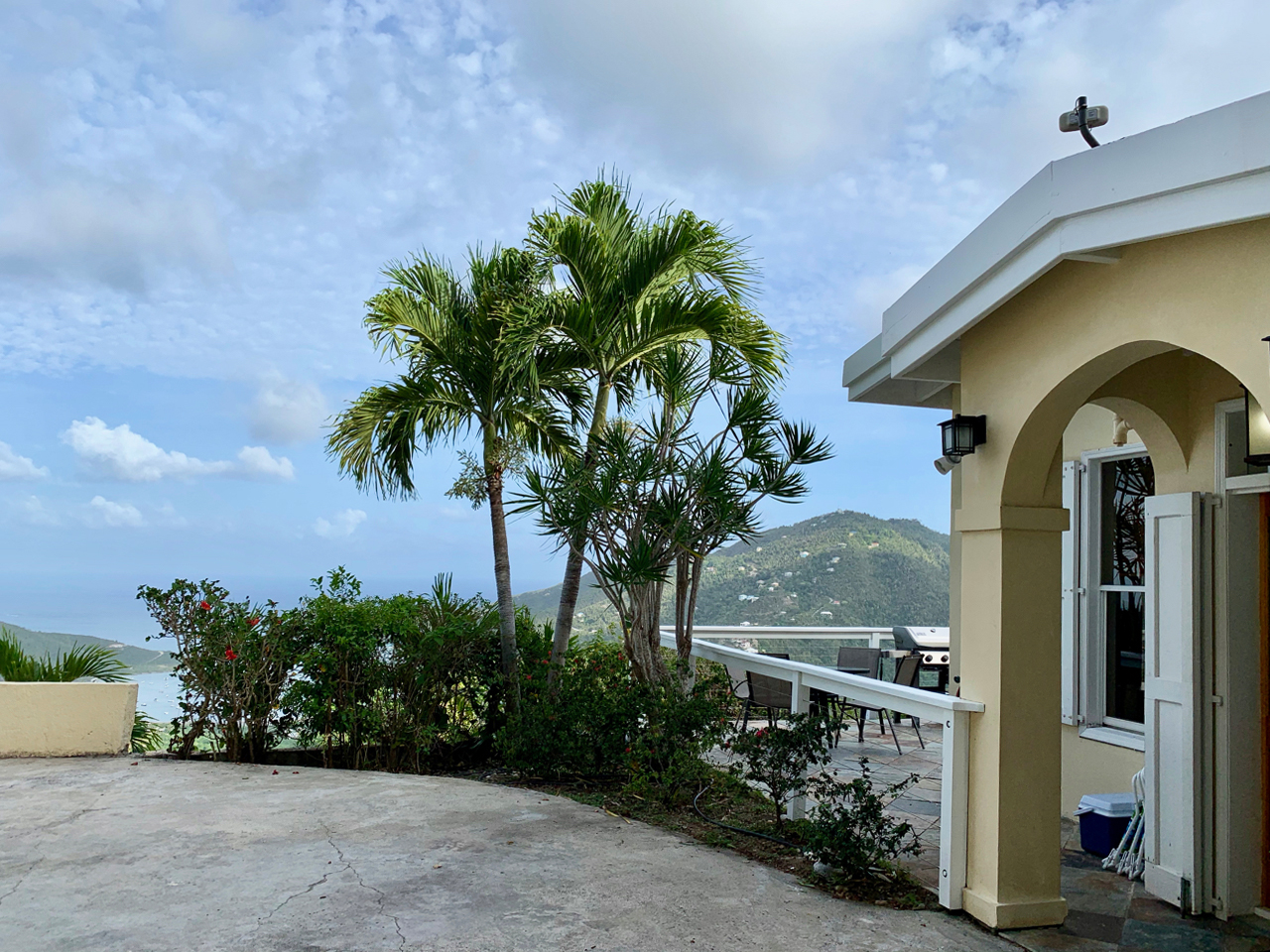 Plenty of room for parking