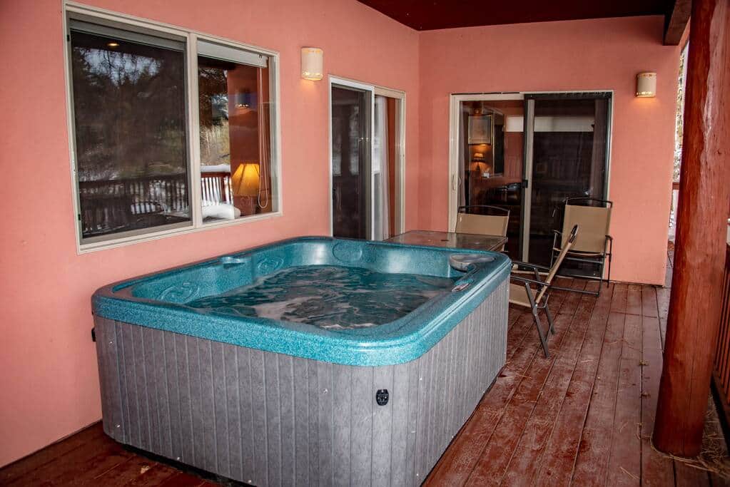 Great Hot Tub to soak your cares away!
