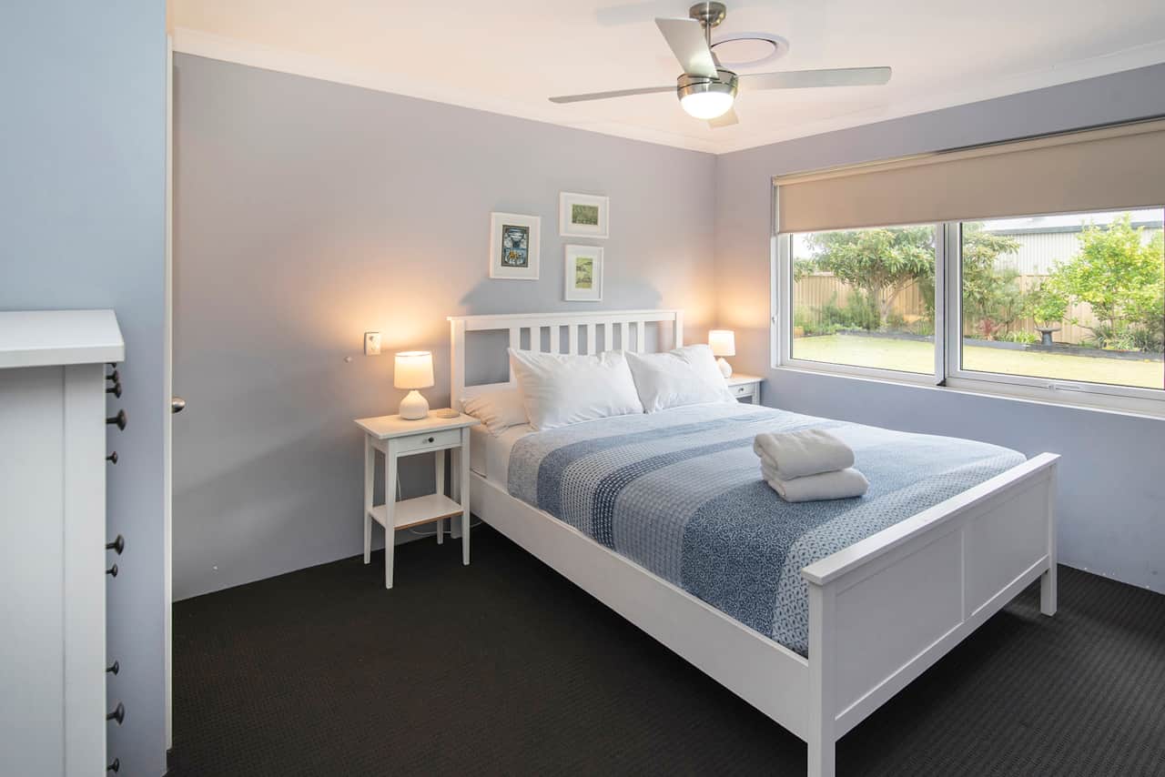 Queen bedroom