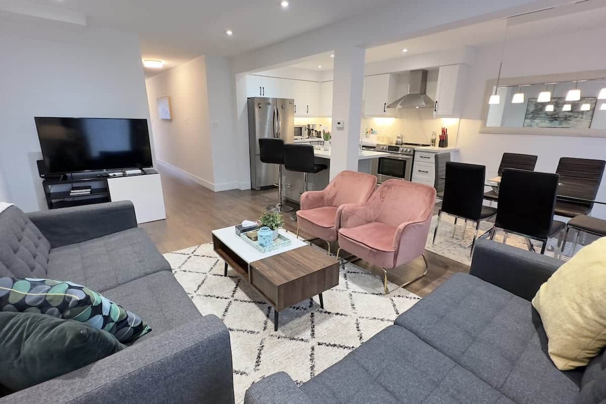 Living Area (Ground Floor)
