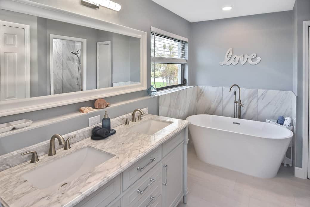 SW Cape - Primary ensuite bathroom