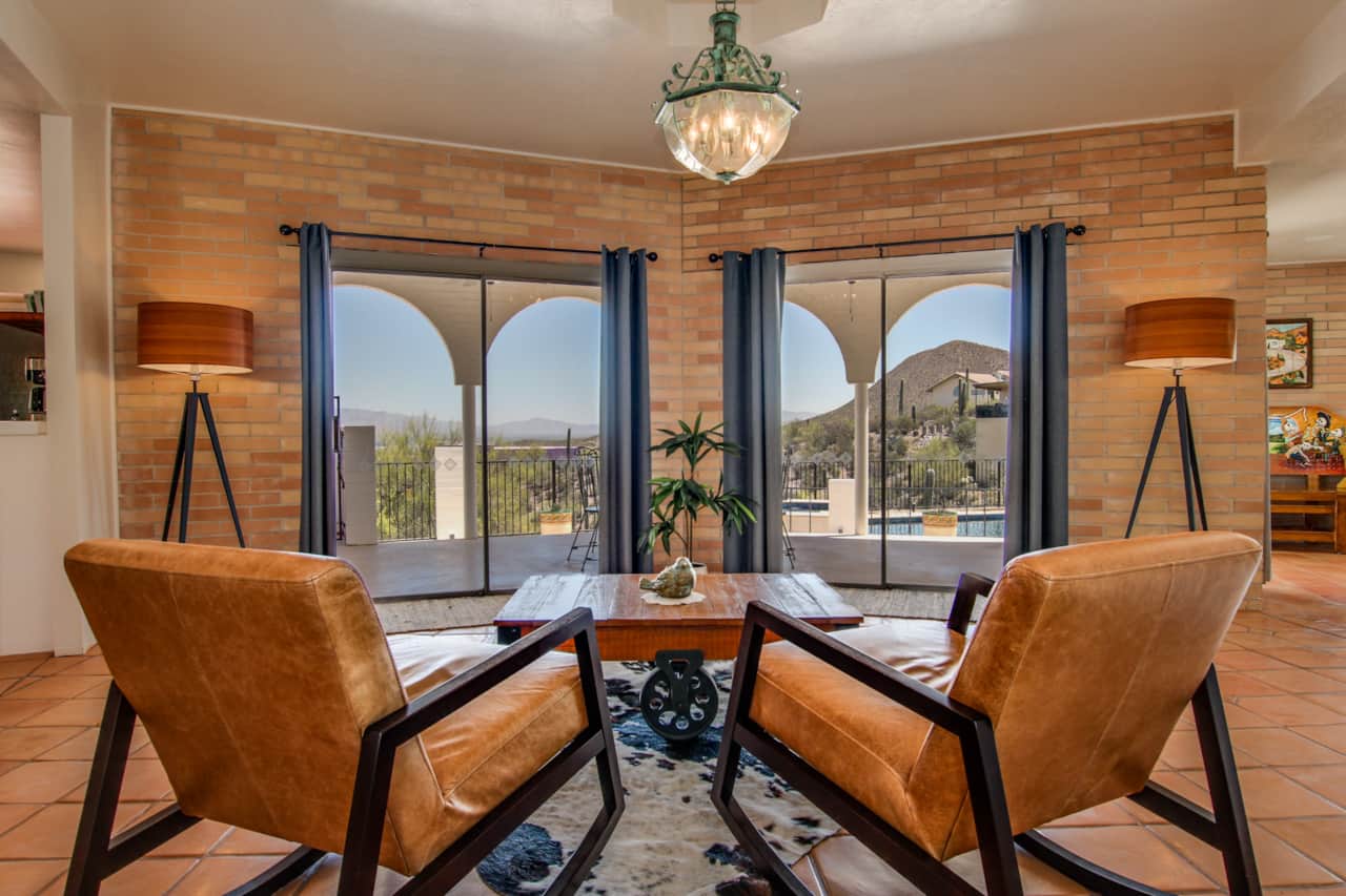 Front foyer with sitting area