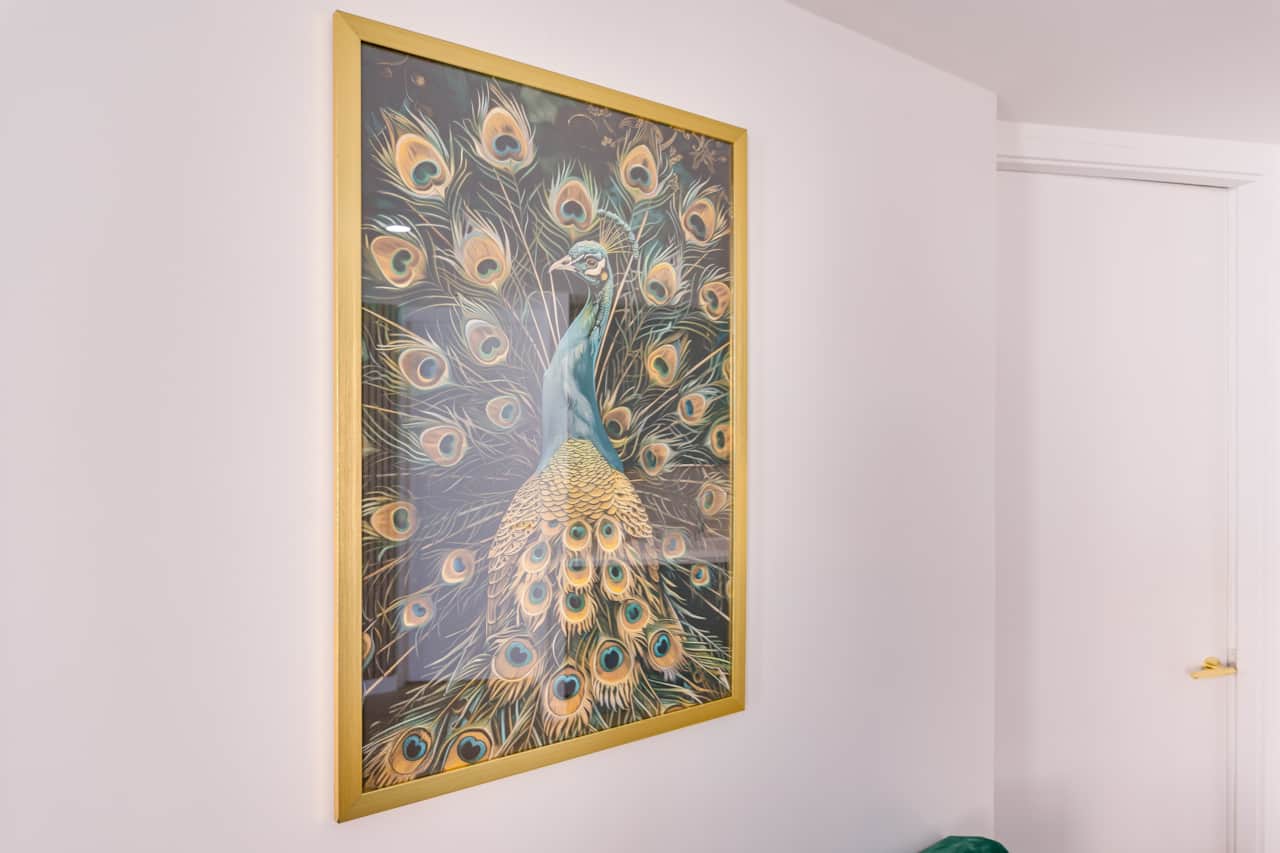 Apartment 404