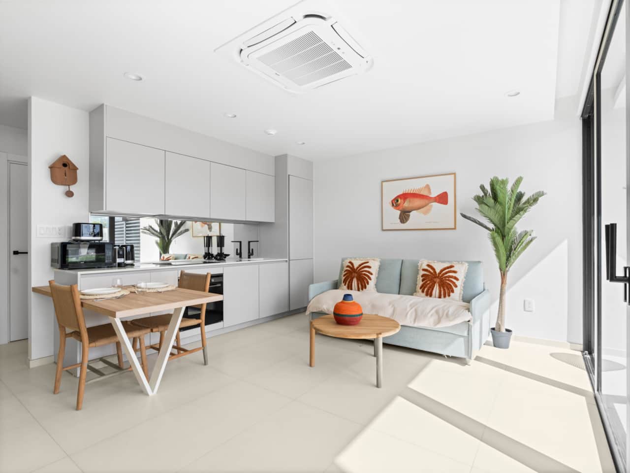 Living Room+Kitchen