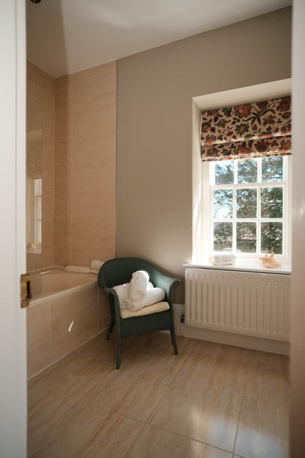 Hall bedroom 3 en-suite 