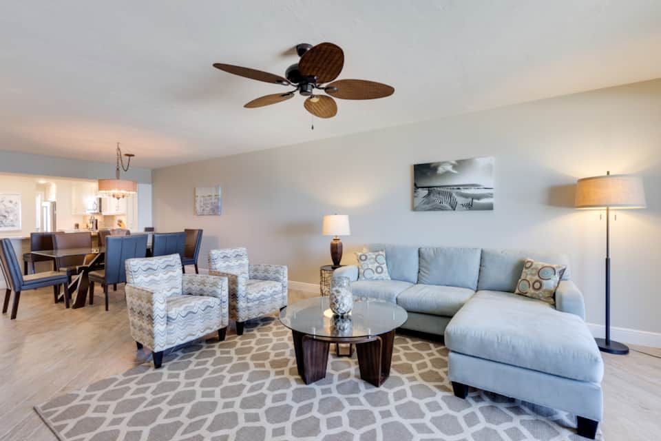 Somerset Condo Vacation Rental in Marco Island, FLPhotos