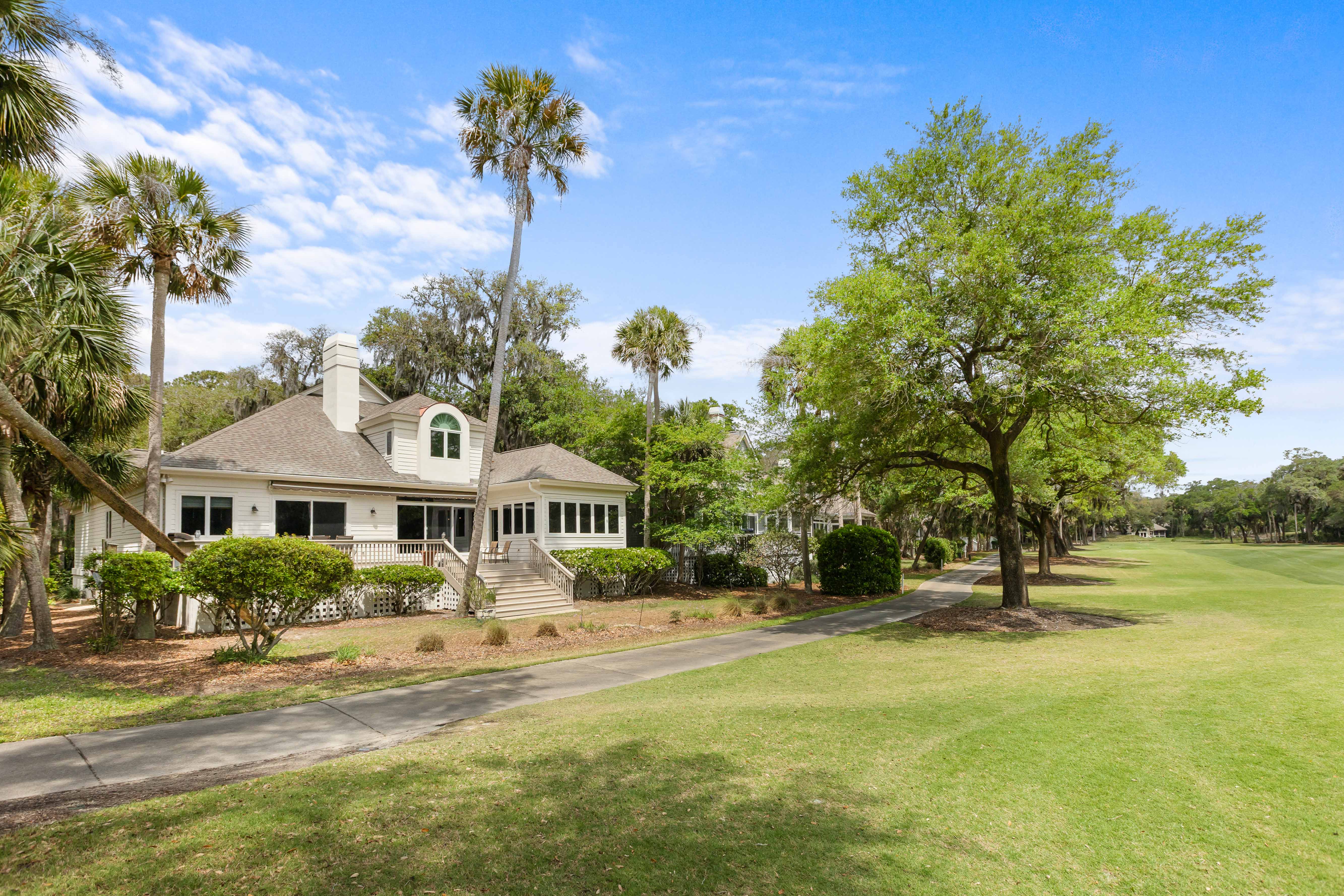 3015 Hidden Oak Dr