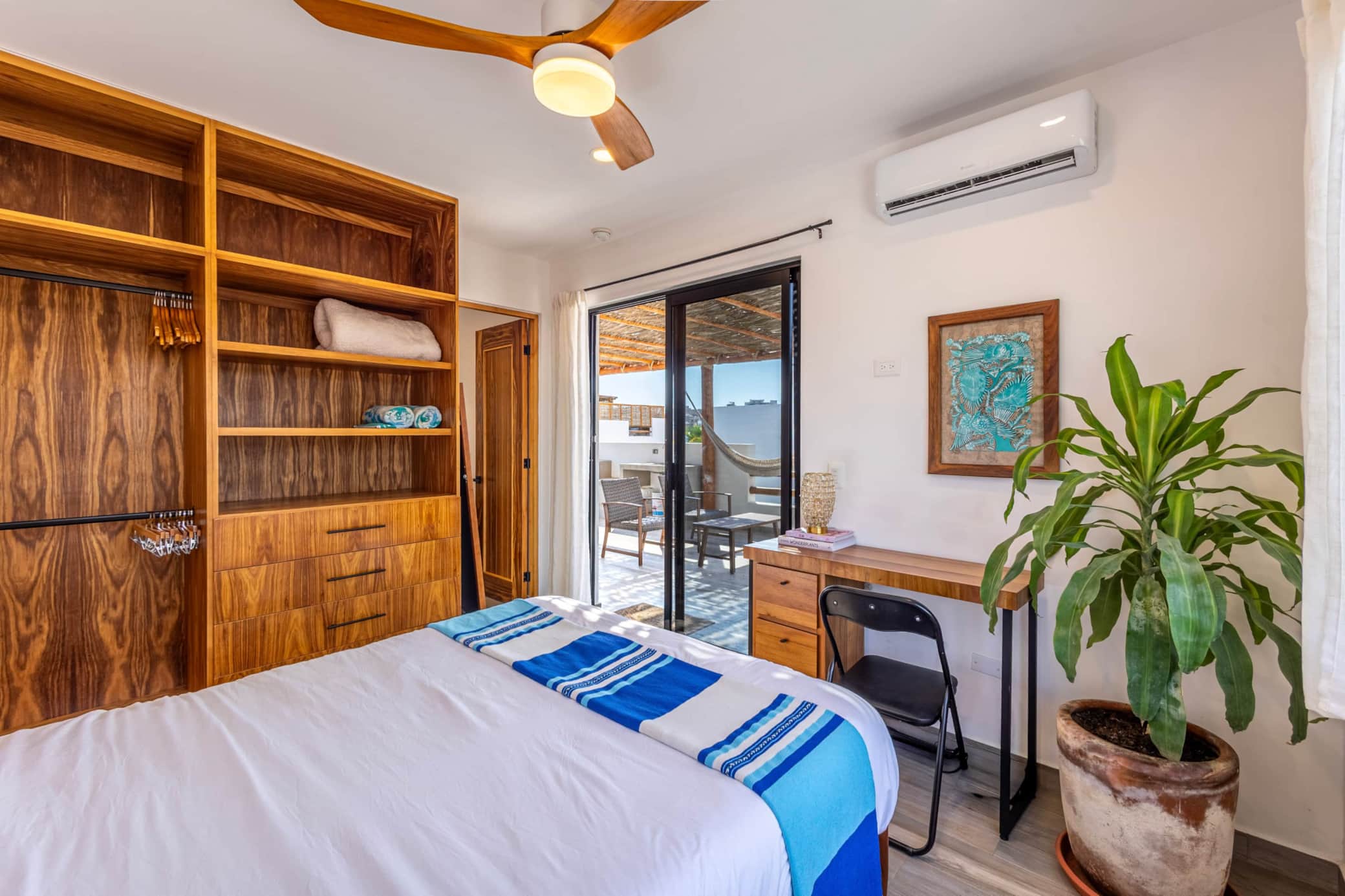 Upstairs Bedroom 2