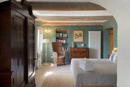 Suite 4 - BEDROOM