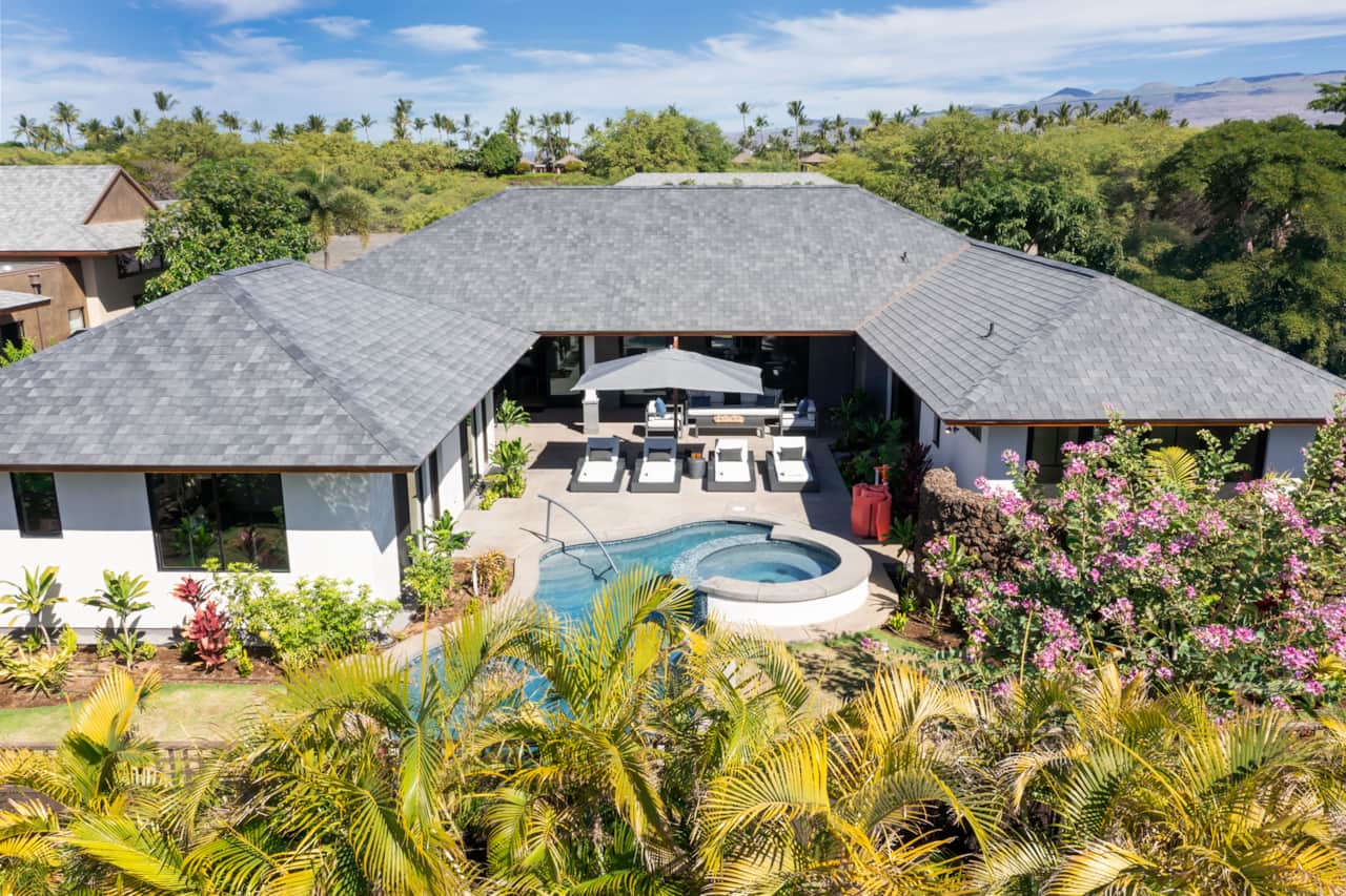 Nohea Lot 24 - Spacious backyard with private pool, spa and plenty of lounge and dining space