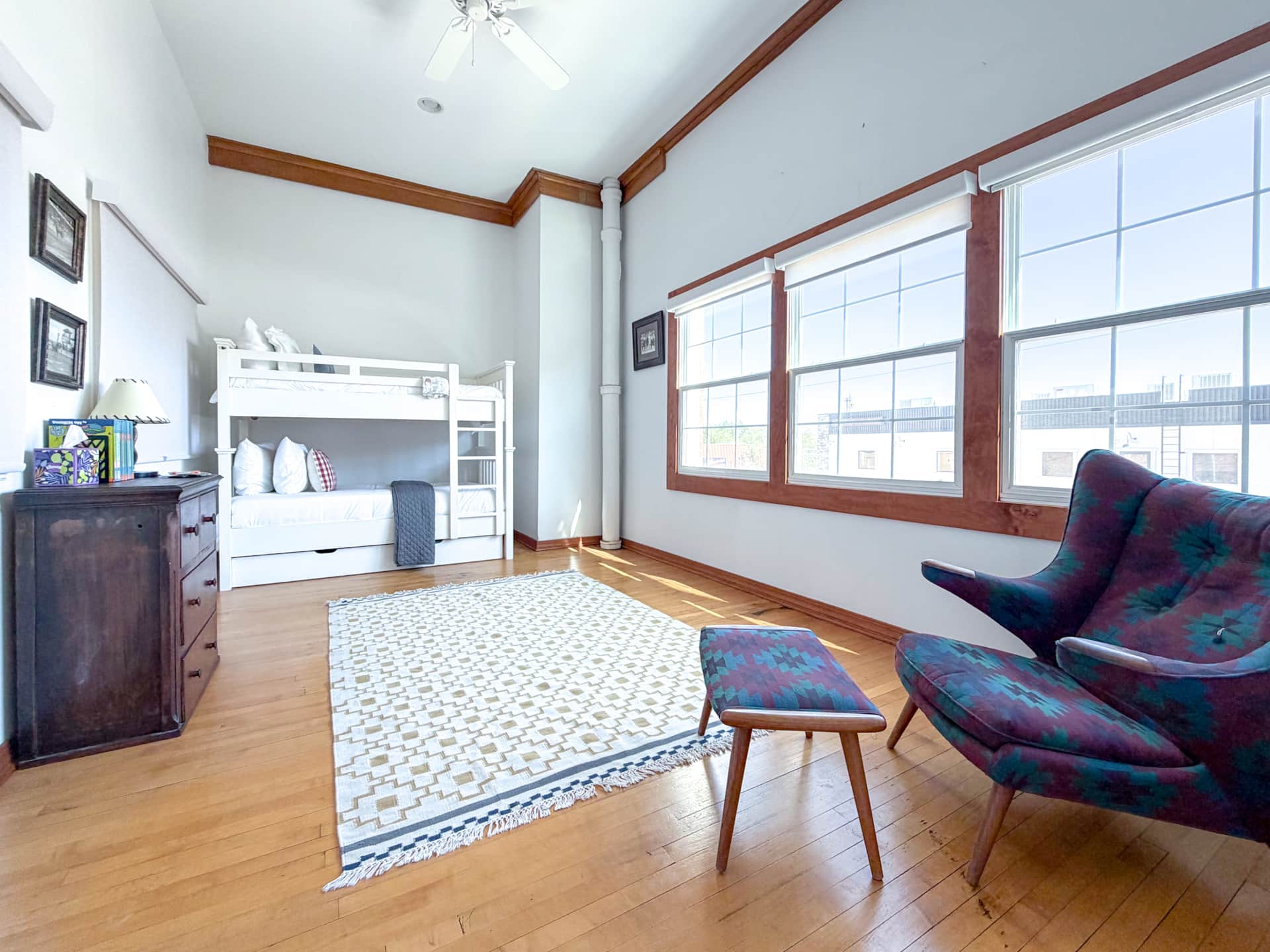 New York Store Suite window view