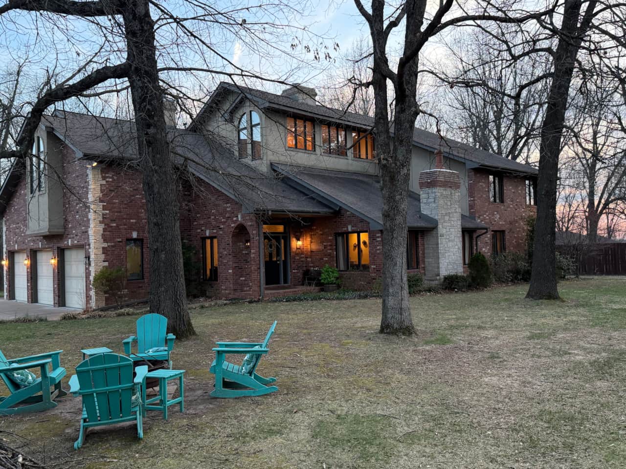 Enjoy the wood firepit & Adirondack chairs
