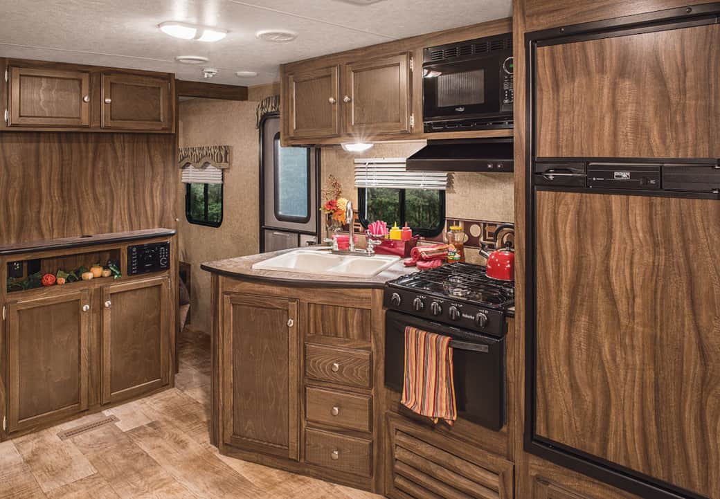 2016 KZ RV Sportsmen Show Stopper S314BHKSS Kitchen Cabinets