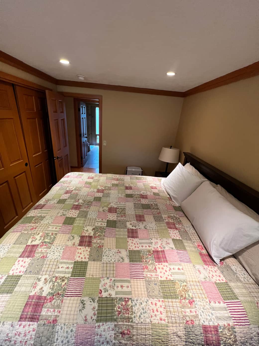 King Bedroom 2