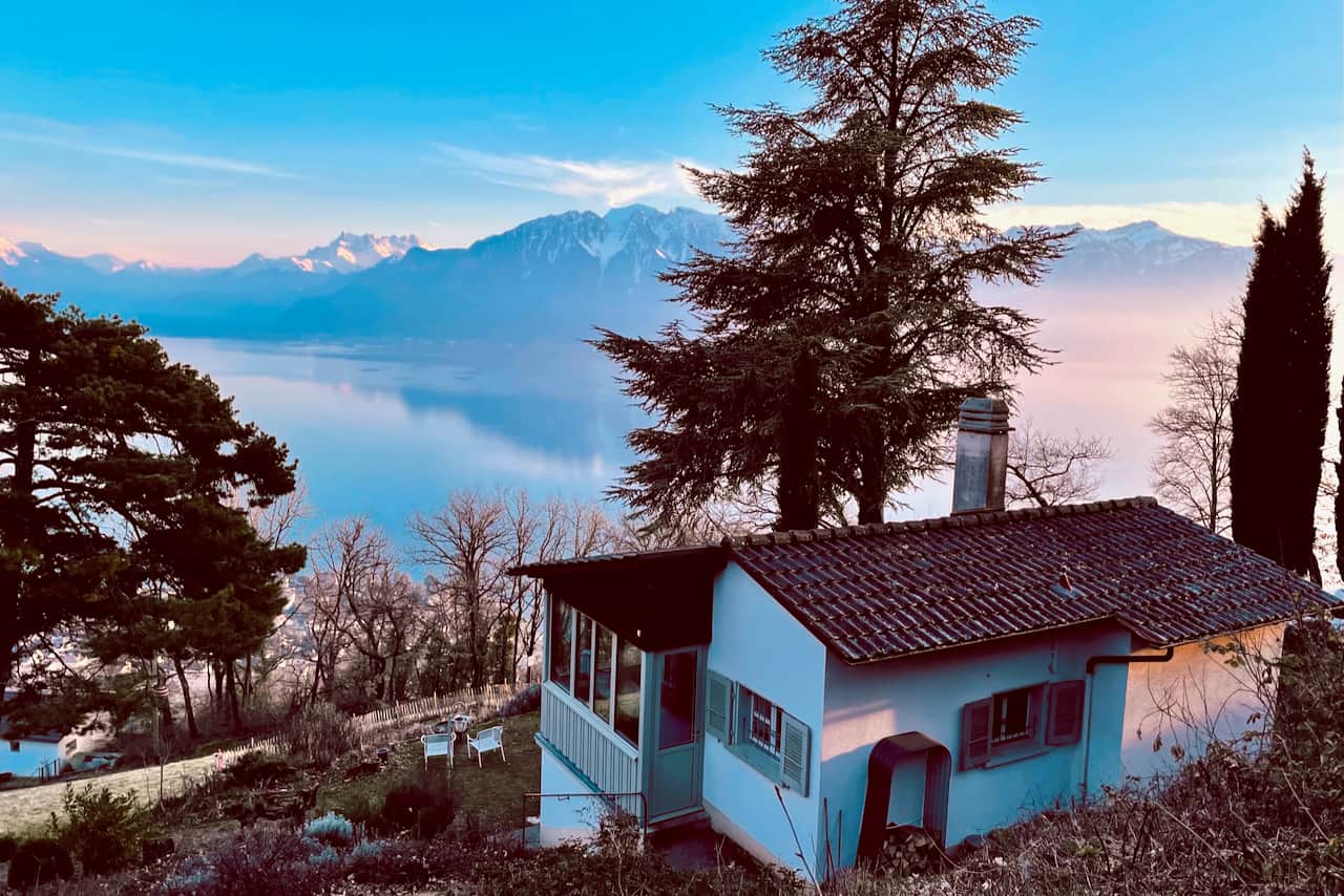 Lodge with magic view on Lake Geneva