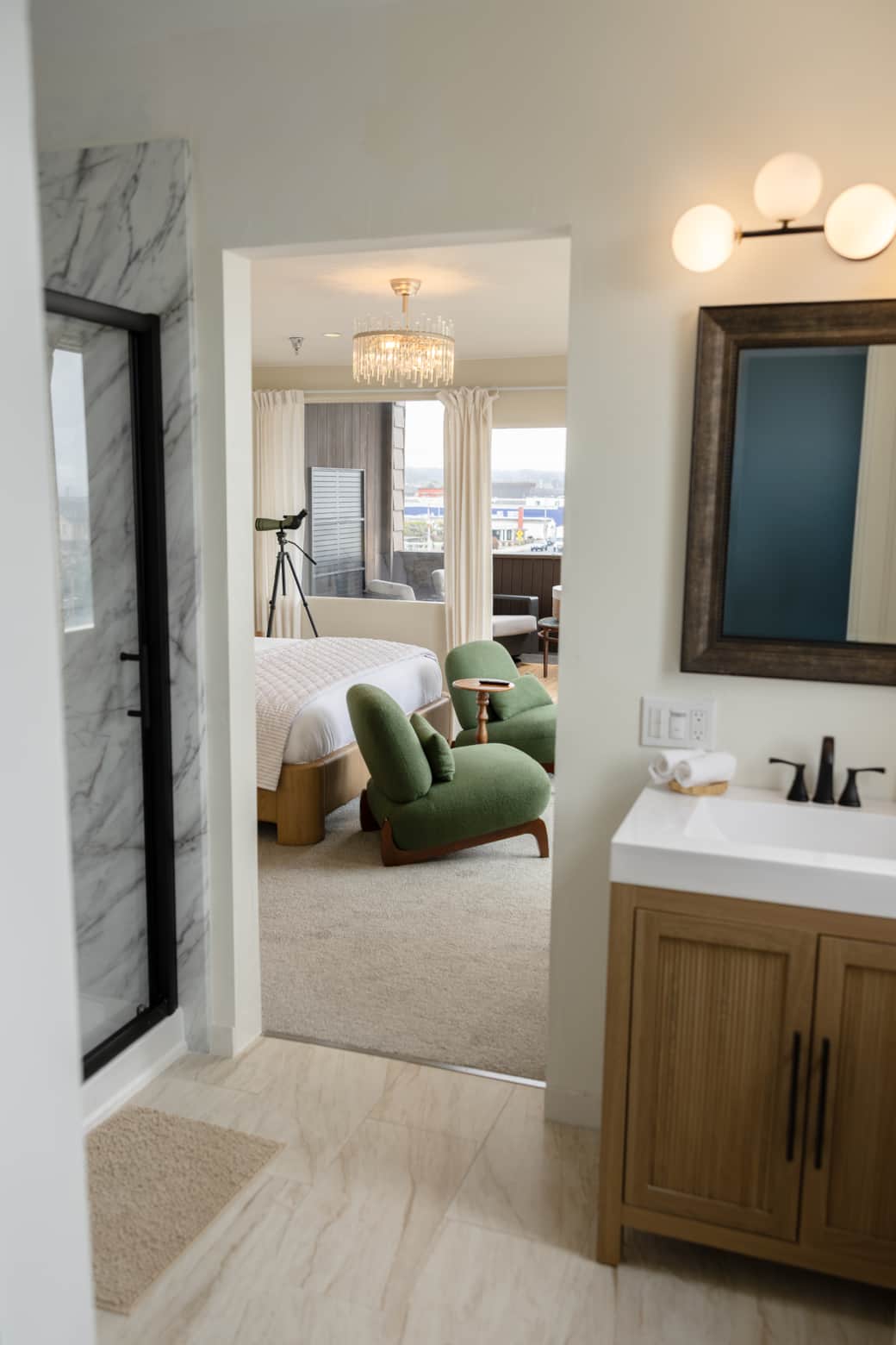 Suite from Bathroom Suite from Bathroom
