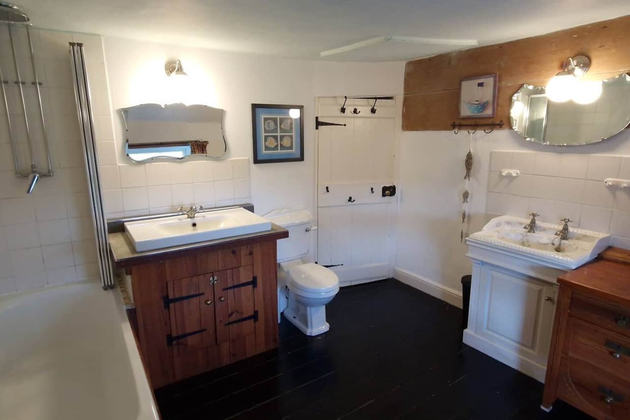 Bathroom upstairs