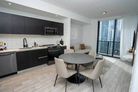 Dining Area / Kitchen Dining Area / Kitchen