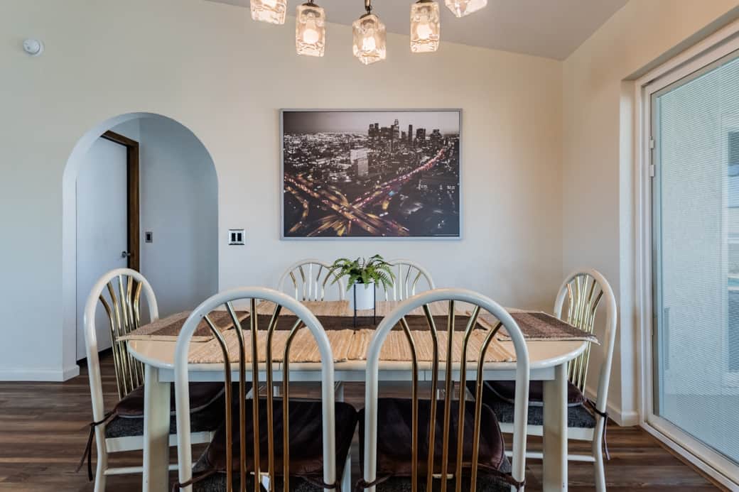 Dining area near primary room