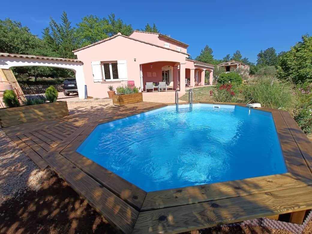 Espace piscine (2) Espace piscine (2)