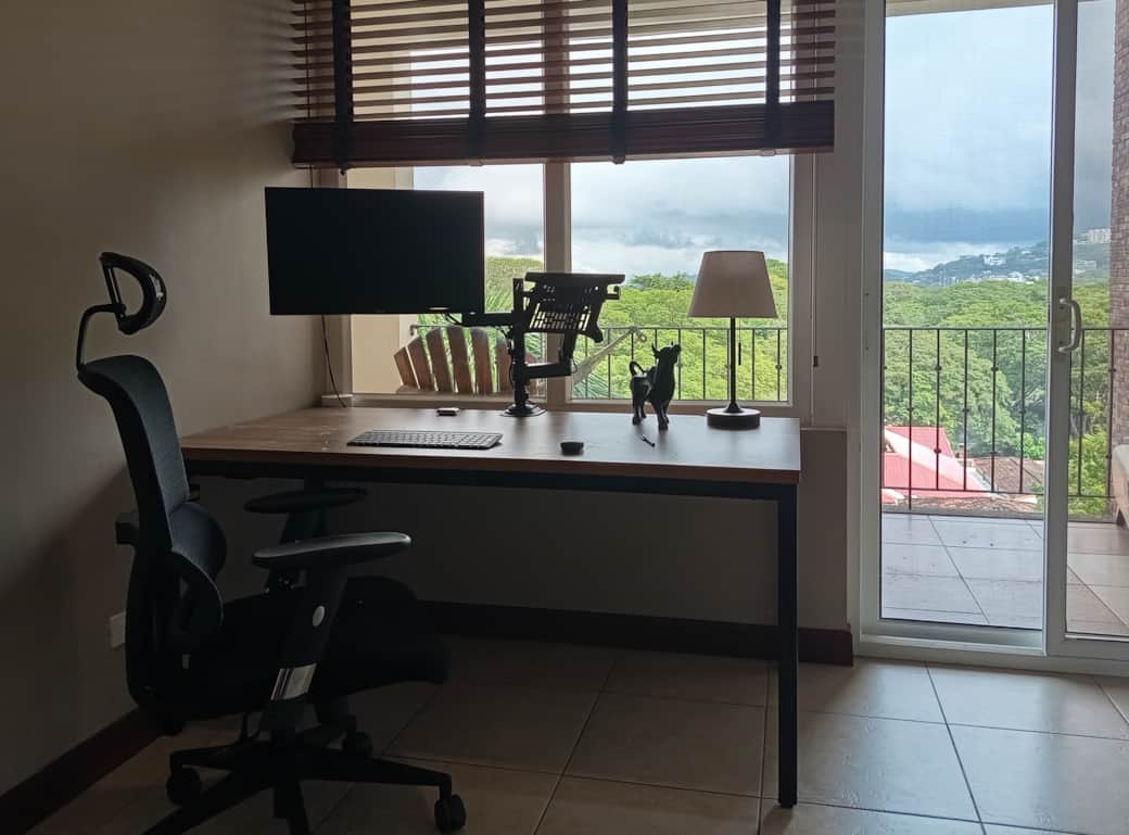 New desk w/ monitor, chair, keyboard/mouse 