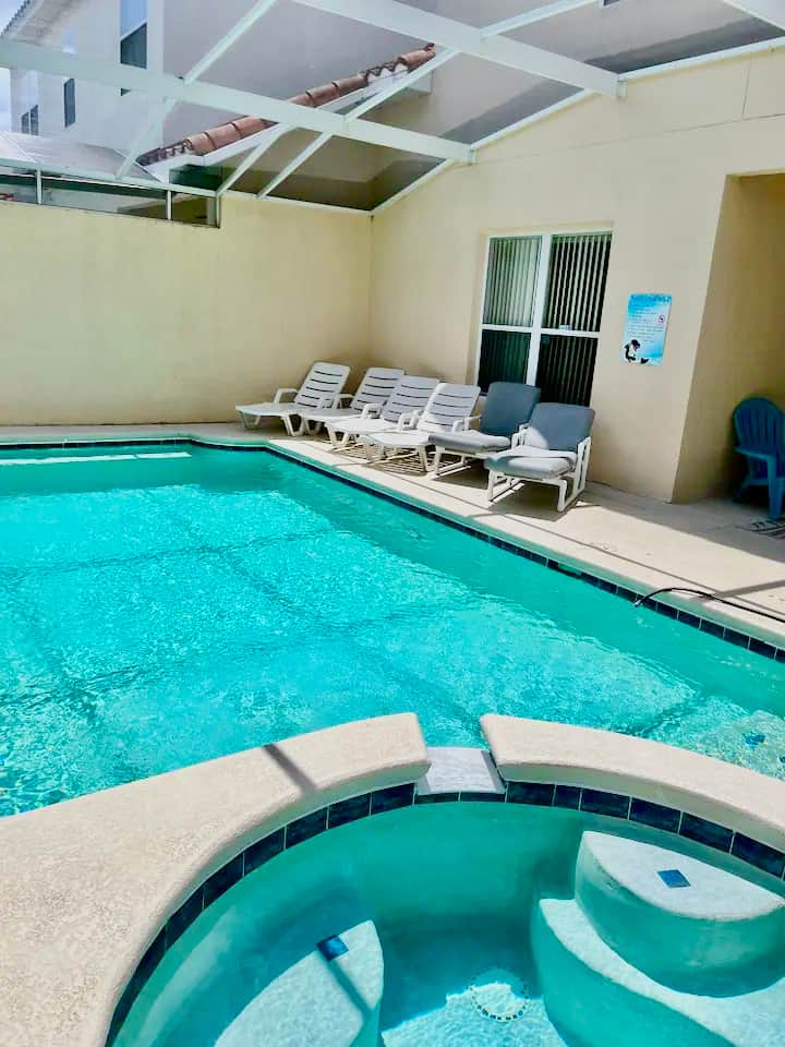 Good sized sun deck with plenty of furniture 