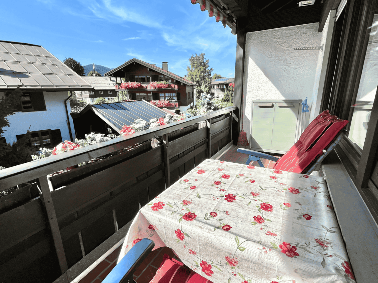 Auf dem Westbalkon die Abendsonne genießen.