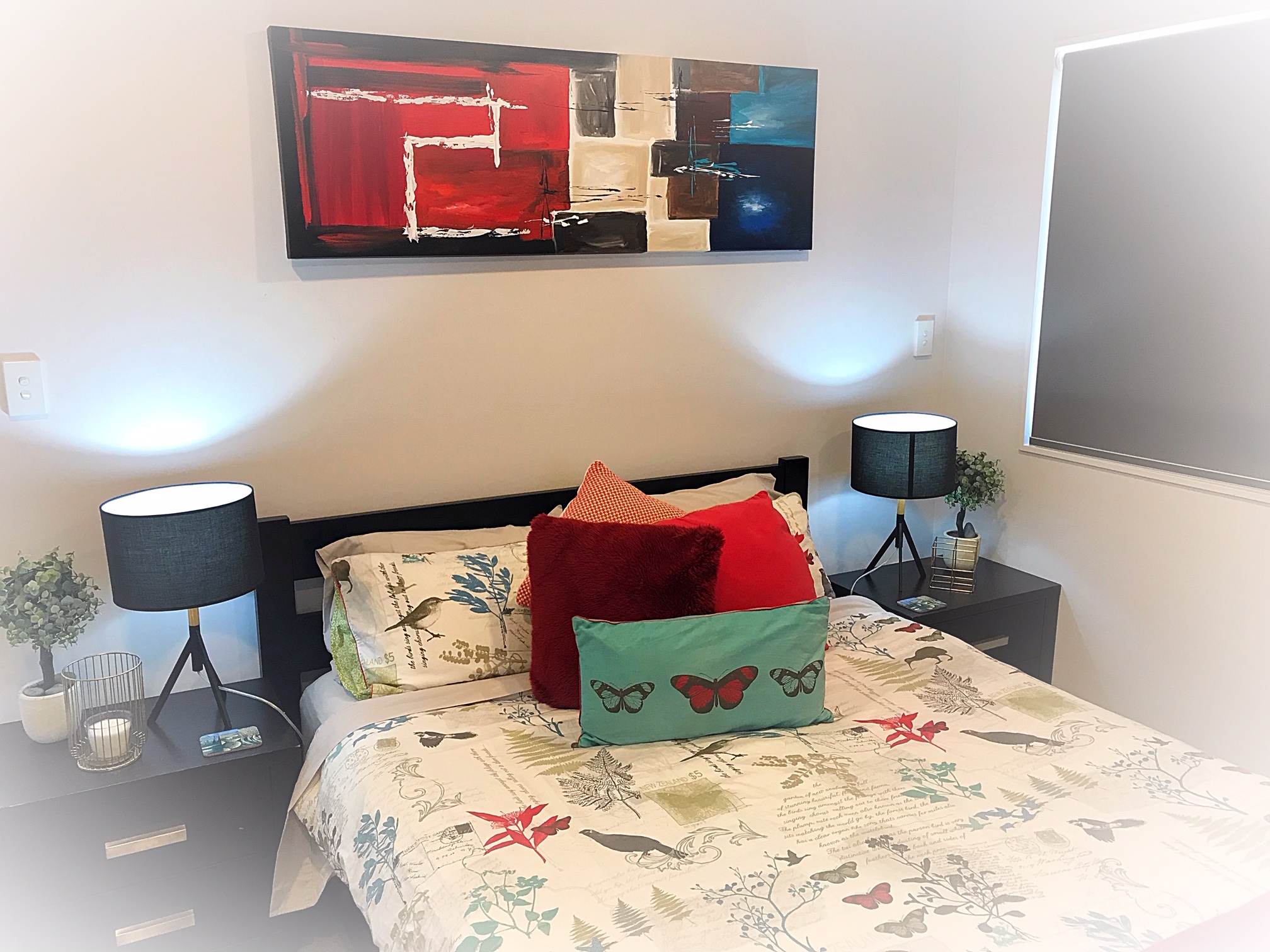 Deluxe Bedroom 1 Flatbush Holiday Accommodation