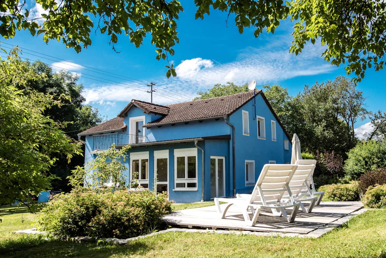 Privater Garten mit Sonnenterrasse