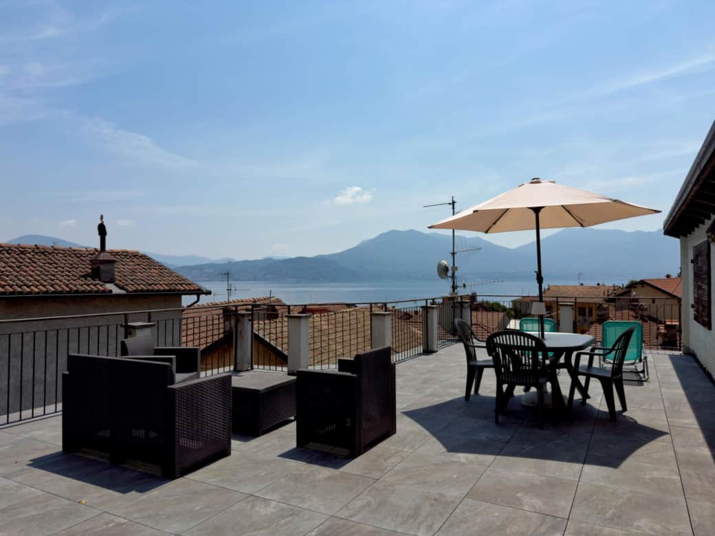 Terrasse Seeblick Franziskas Place Ferien Wohnung Lago Maggiore