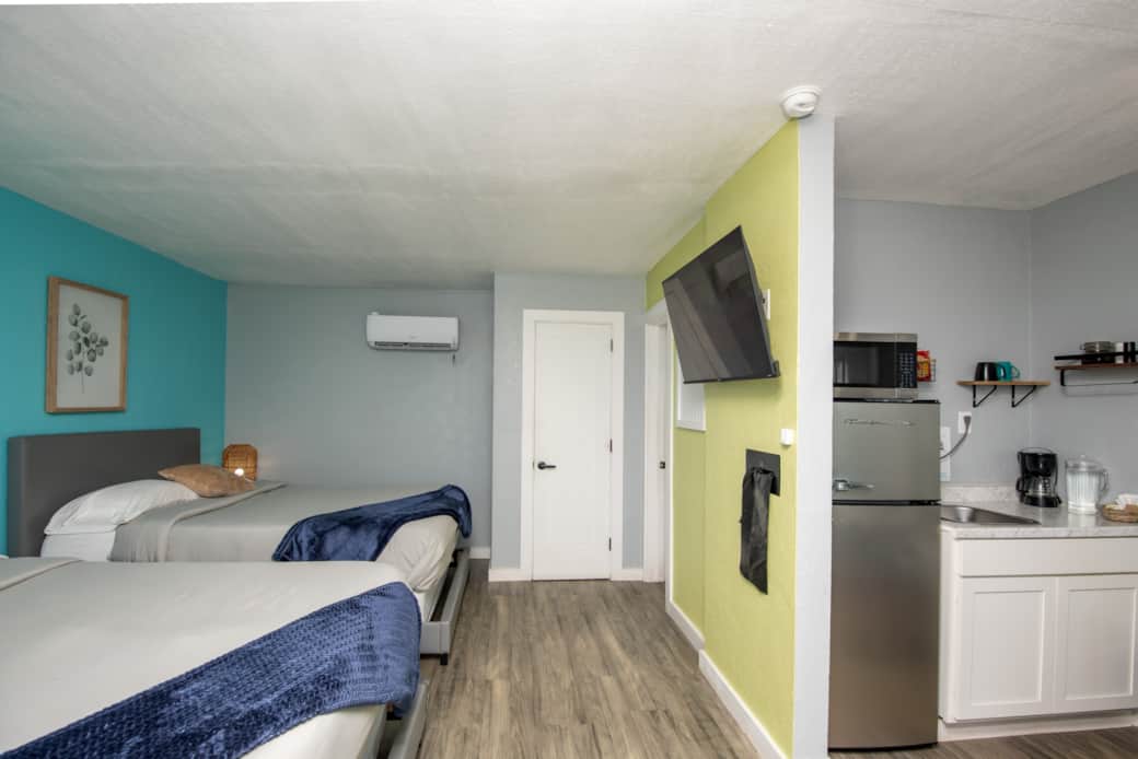 BeachClubUnit3 01