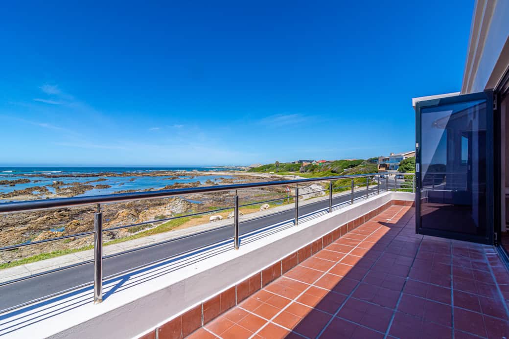 Deck View1 Deck View1