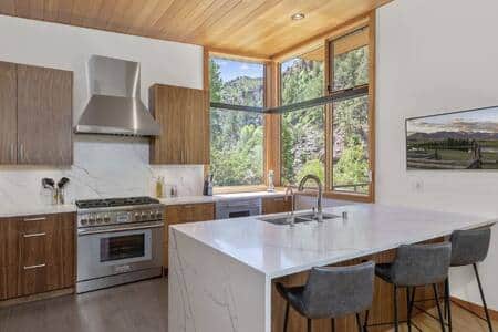 Large kitchen