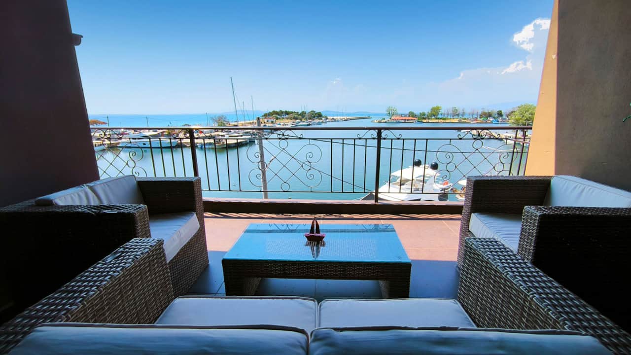 Captain’s Harbor Panorama  Seafront Maisonette in Fanari01