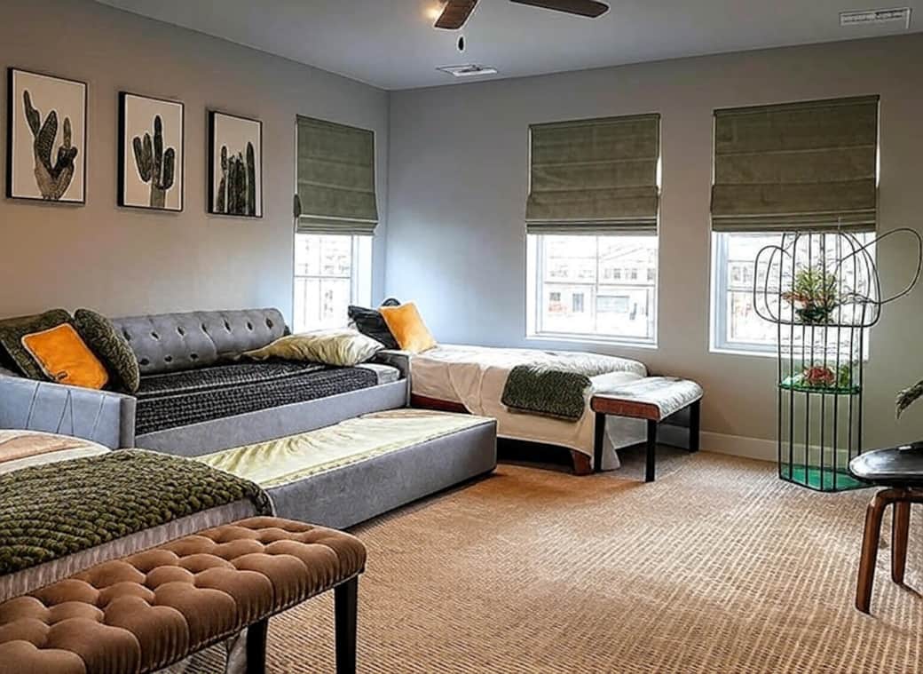 Cactus Room: 2 Twins + 2 Twin XLs w/ Tub & Shower en-Suite Cactus Room: 2 Twins + 2 Twin XLs w/ Tub & Shower en-Suite