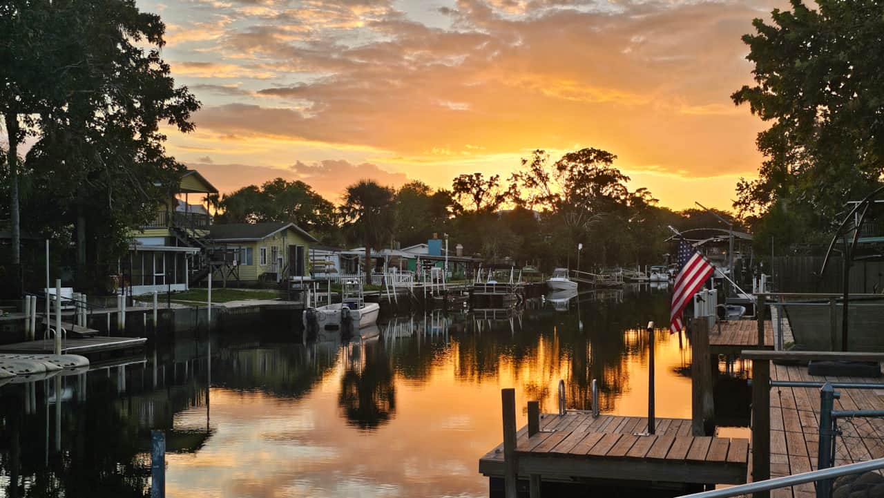 Sunset view from Wet Feet Retreat on the Weeki Wachee River