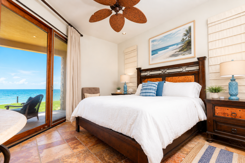 2nd master Bedroom ocean view 