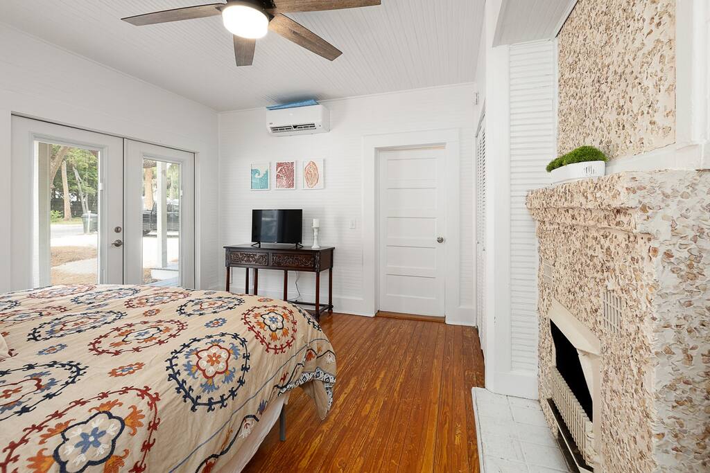 Second King bedroom with back patio access