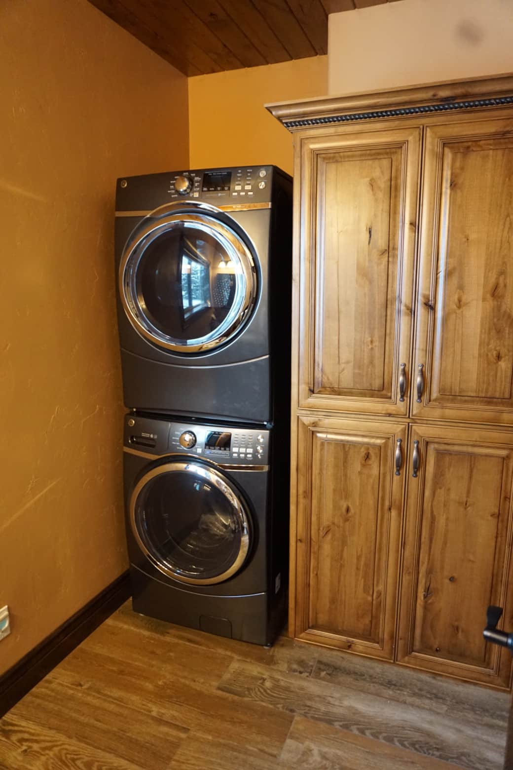 Main floor laundry 