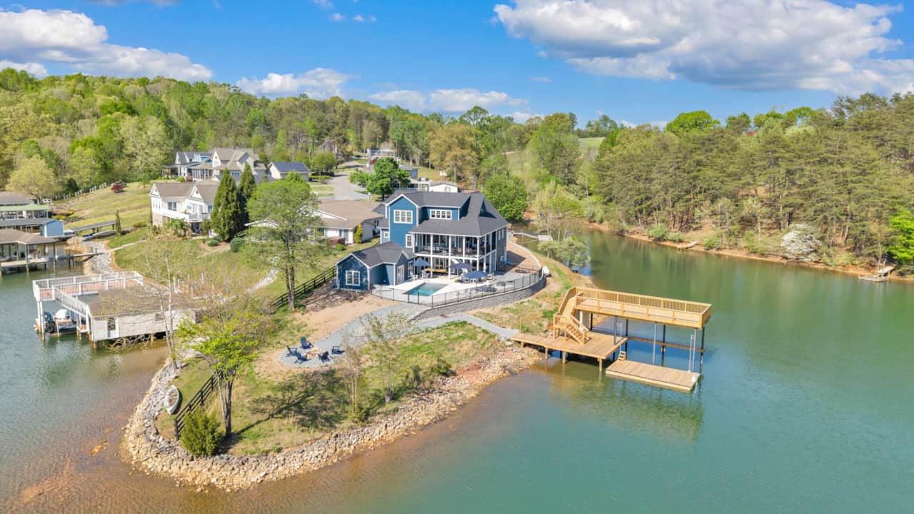 Sunset Pointe Estate