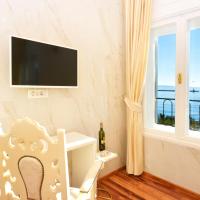 Olivia Room 1