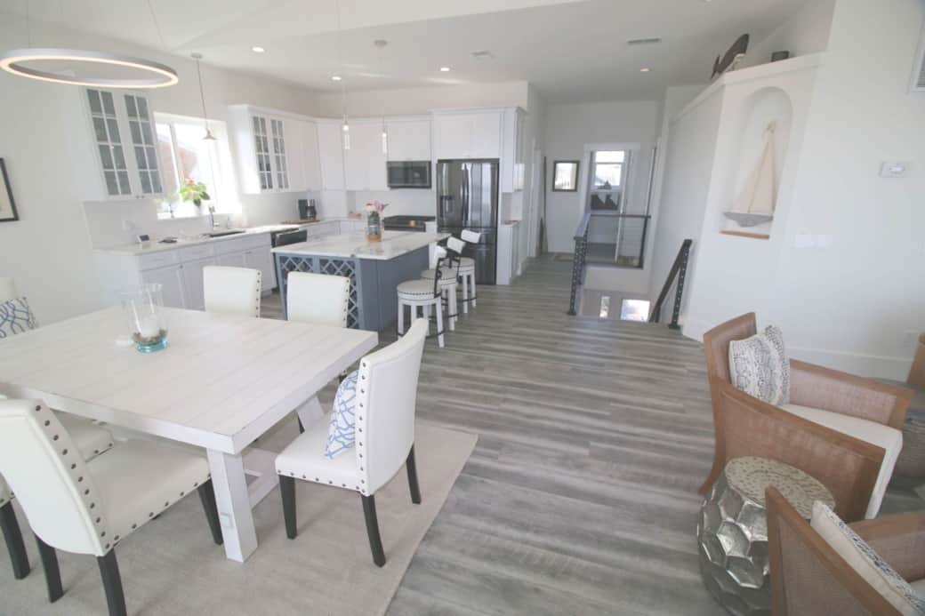 Dining Kitchen Area