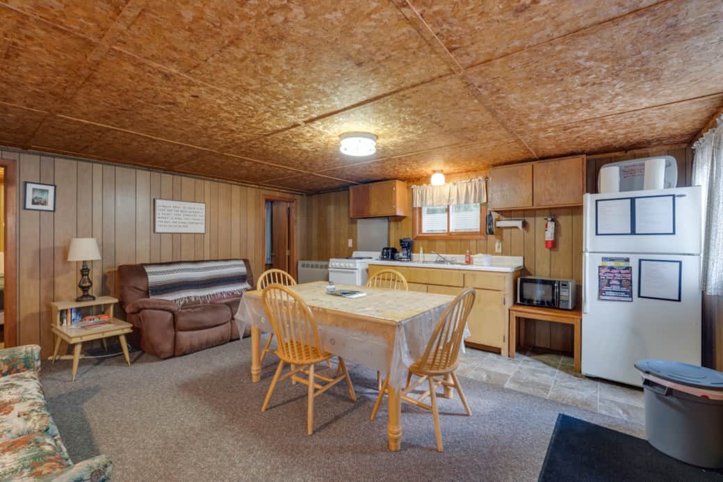 Kitchen / Dining Kitchen / Dining
