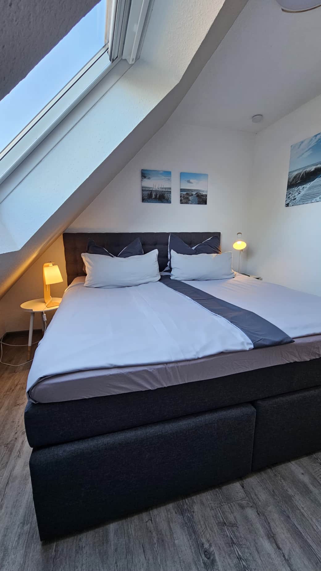 Schlafzimmer 1 (2)