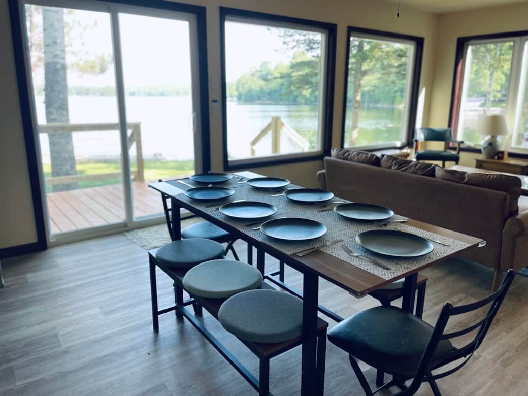 Dining room has seating up to 8, plus 2 seats at the island counter