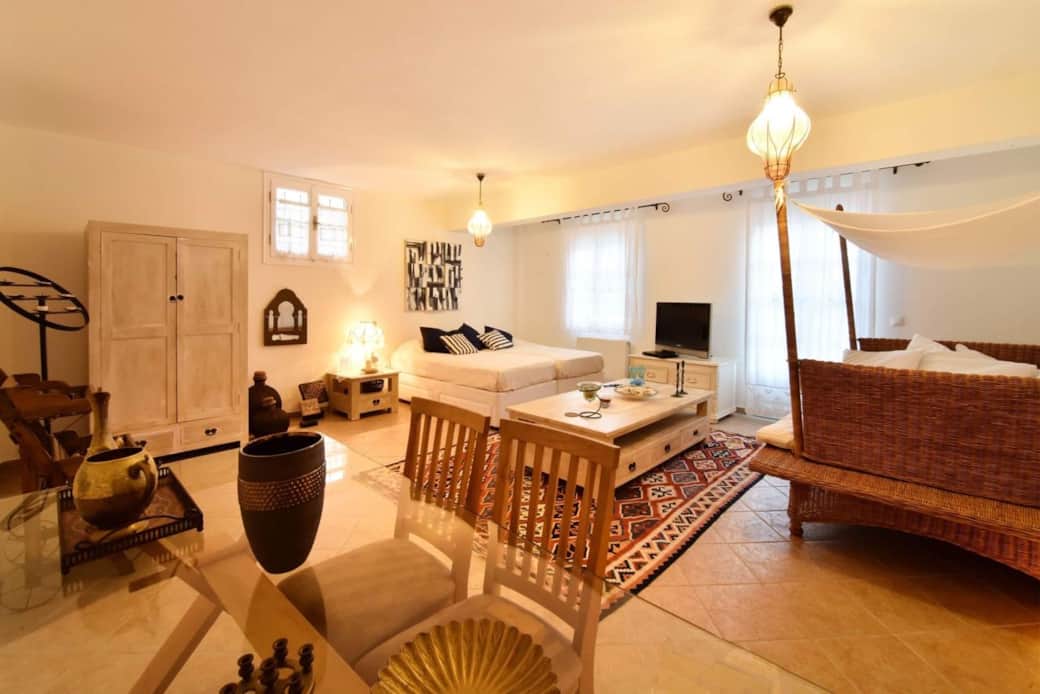 Studio - Ground floor