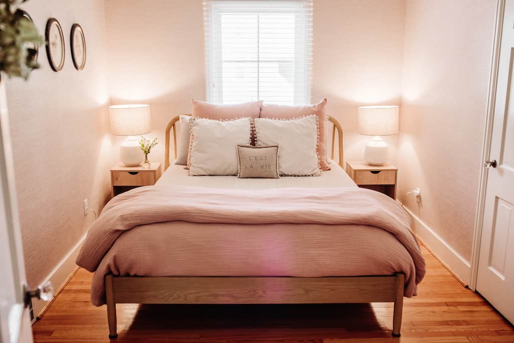 Queen Bed